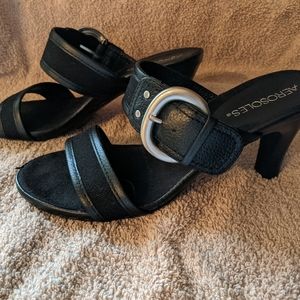Aerosoles size 7 black sandals